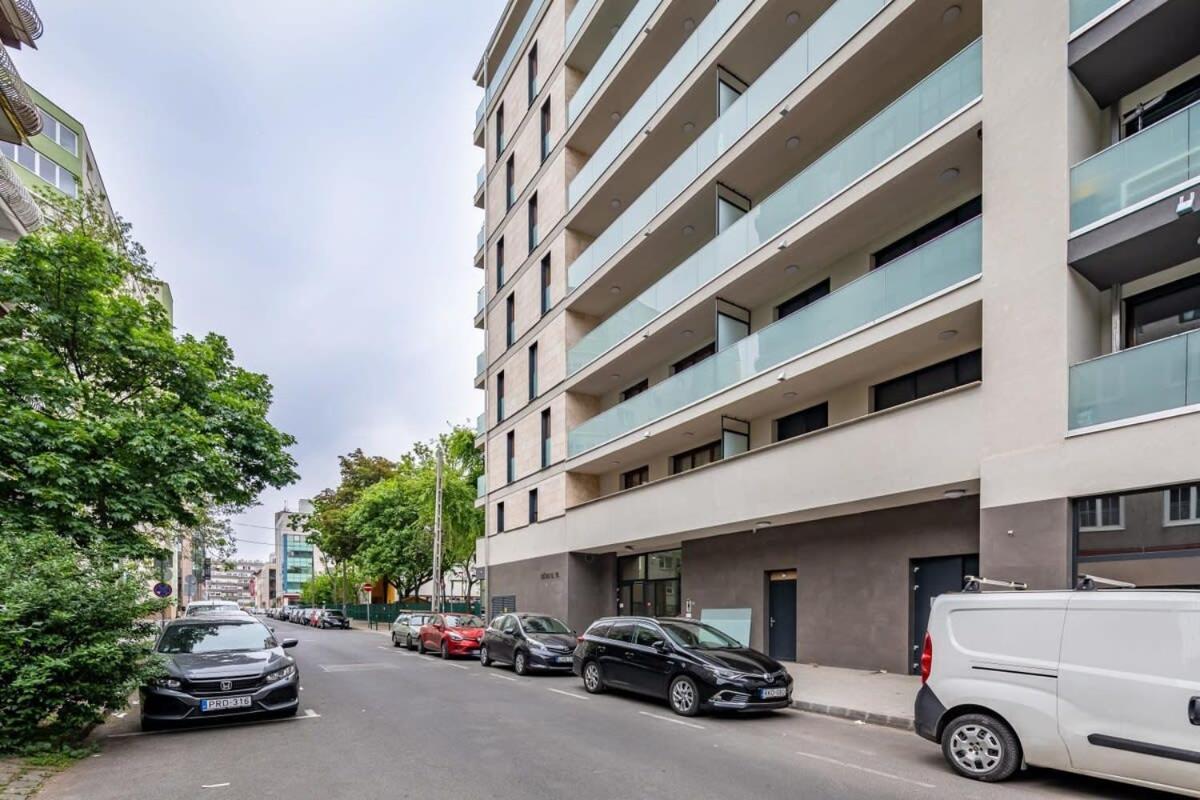 Brand New Central Flat Budapest Exterior photo